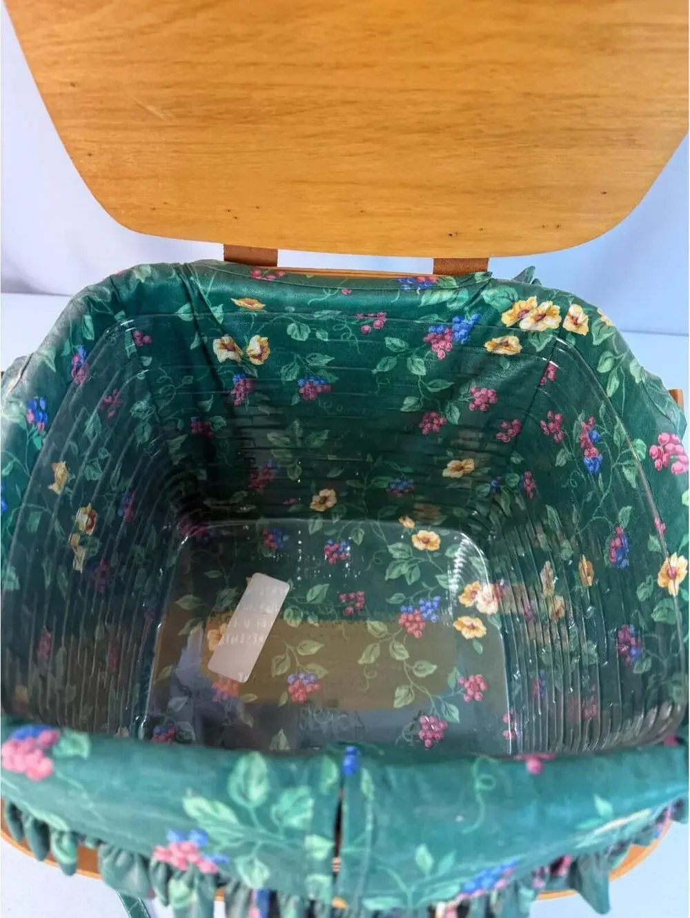1996 Longaberger Remembrance Basket w/Liner & Protector 10.5